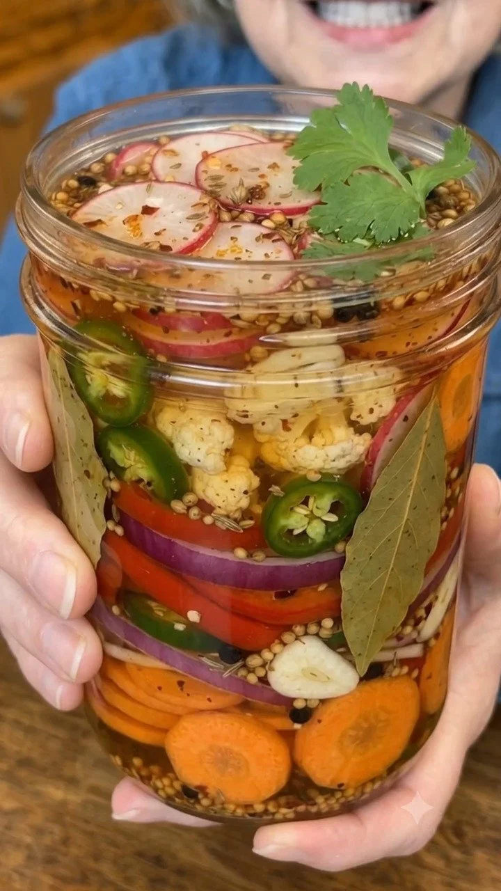 Zesty Pickled Taco Veggies